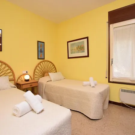Homeholidaysrentals Rossell Ii Costa Brava *